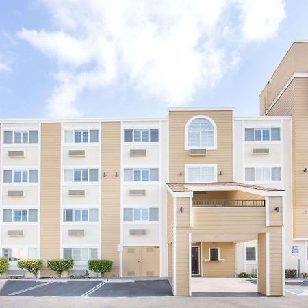 Super 8 By Wyndham National City Chula Vista Eksteriør bilde