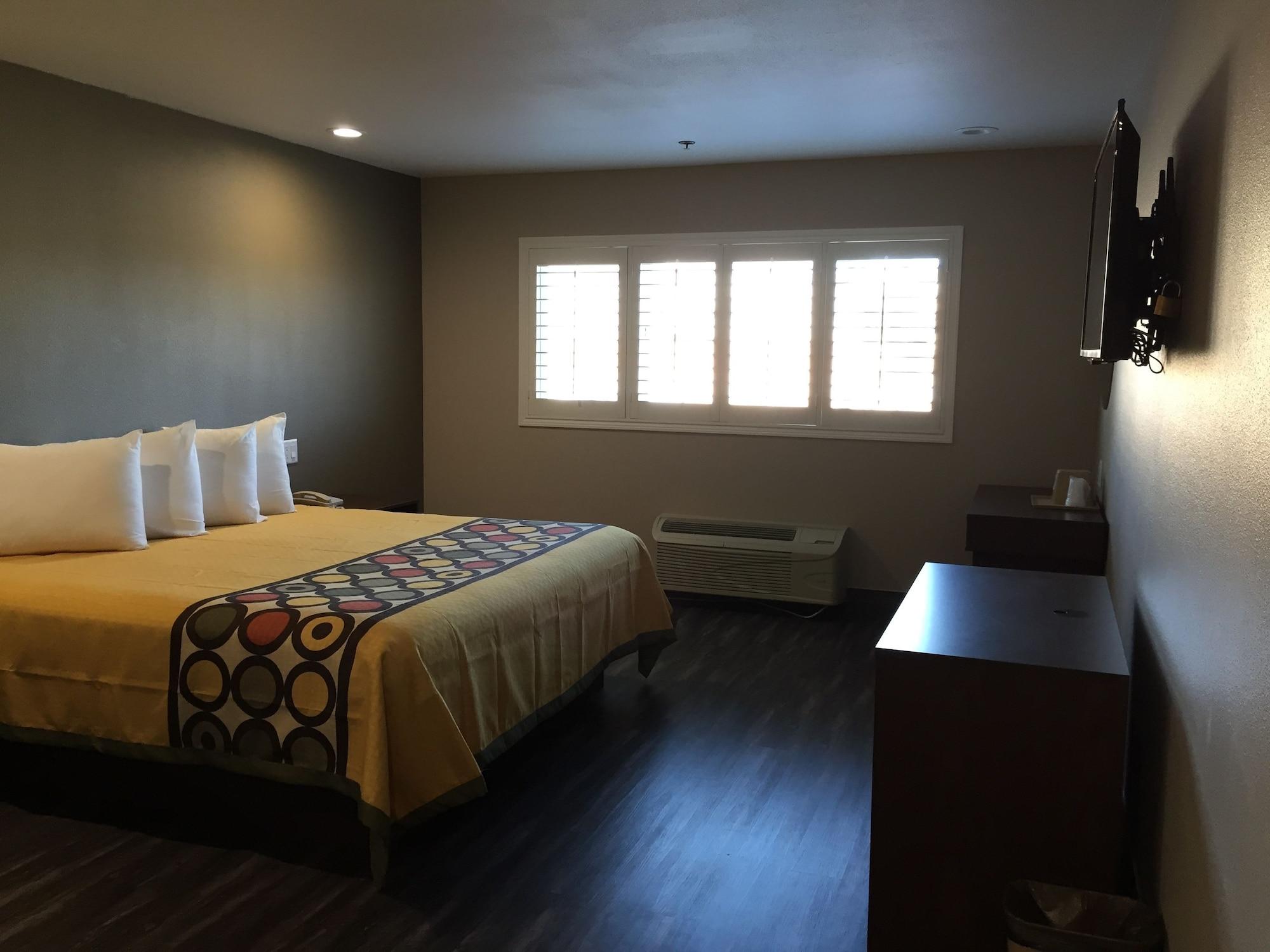 Super 8 By Wyndham National City Chula Vista Eksteriør bilde