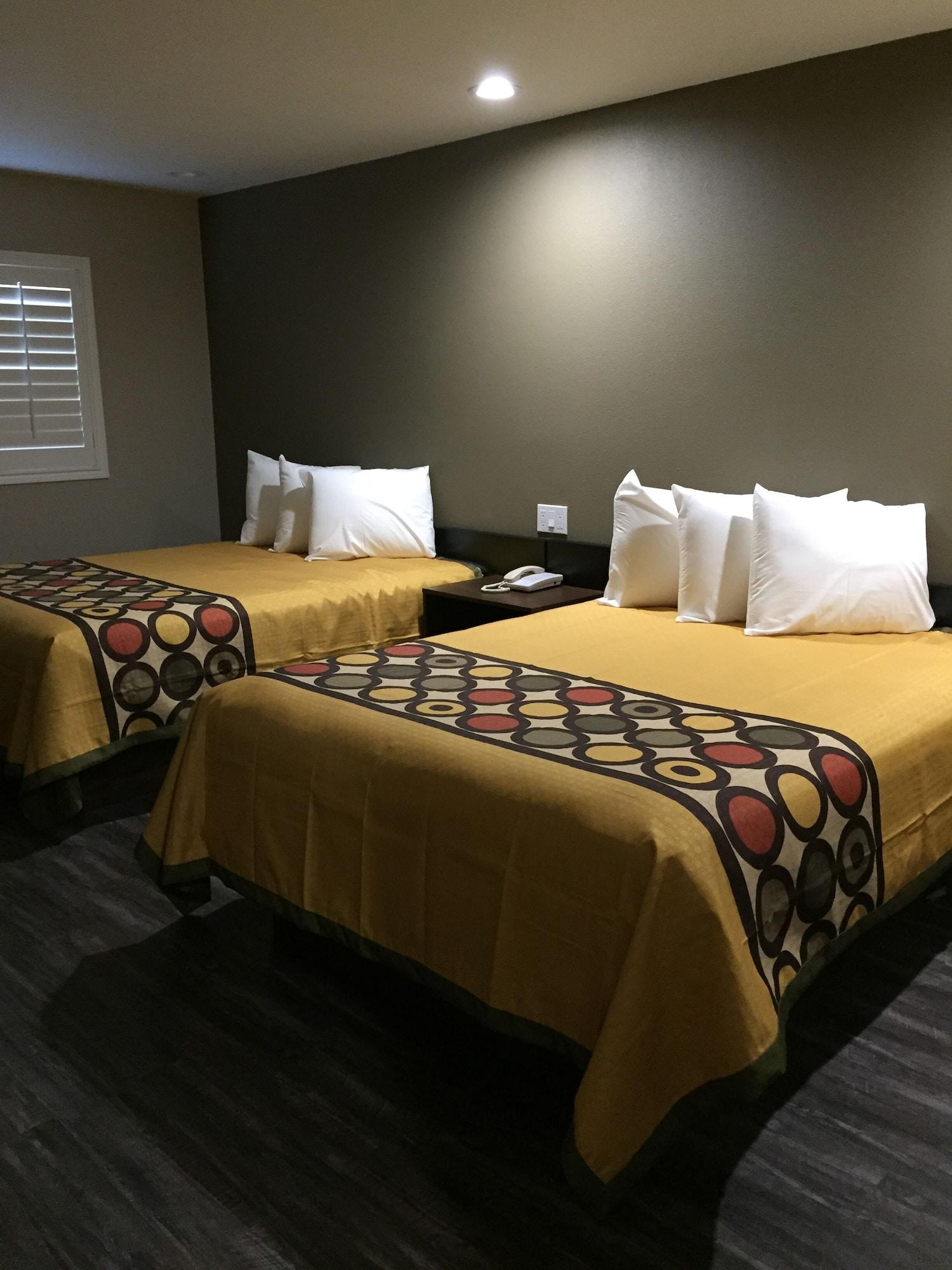 Super 8 By Wyndham National City Chula Vista Eksteriør bilde