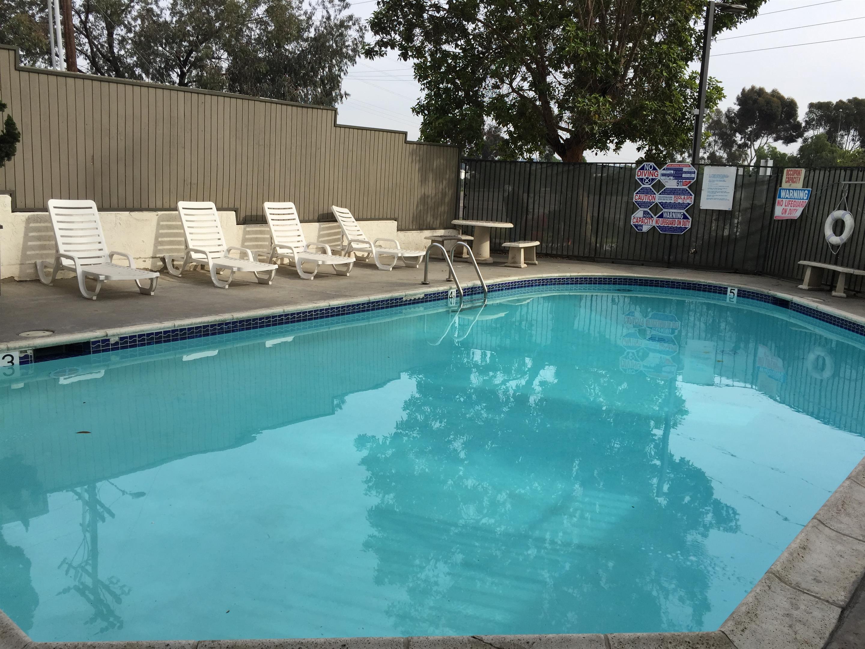 Super 8 By Wyndham National City Chula Vista Eksteriør bilde