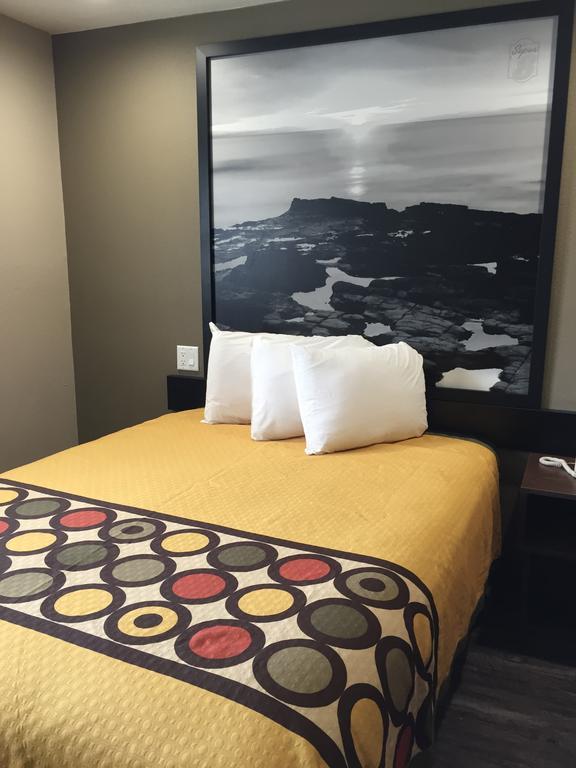 Super 8 By Wyndham National City Chula Vista Eksteriør bilde